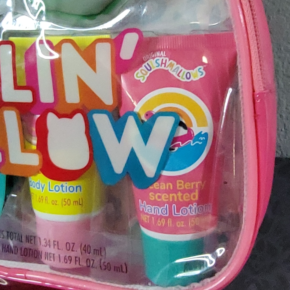 SQUISHMALLOWS Feelin’ Mallow 6 Piece Spa Kit - Picture 3 of 6